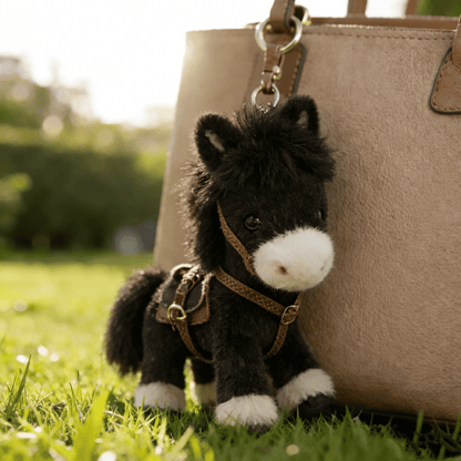 💖 Final Hours Deal – Soft Pony Doll Key Pendant, Adorable Horse Charm for Bags & Keys | 2026 Gift Idea
